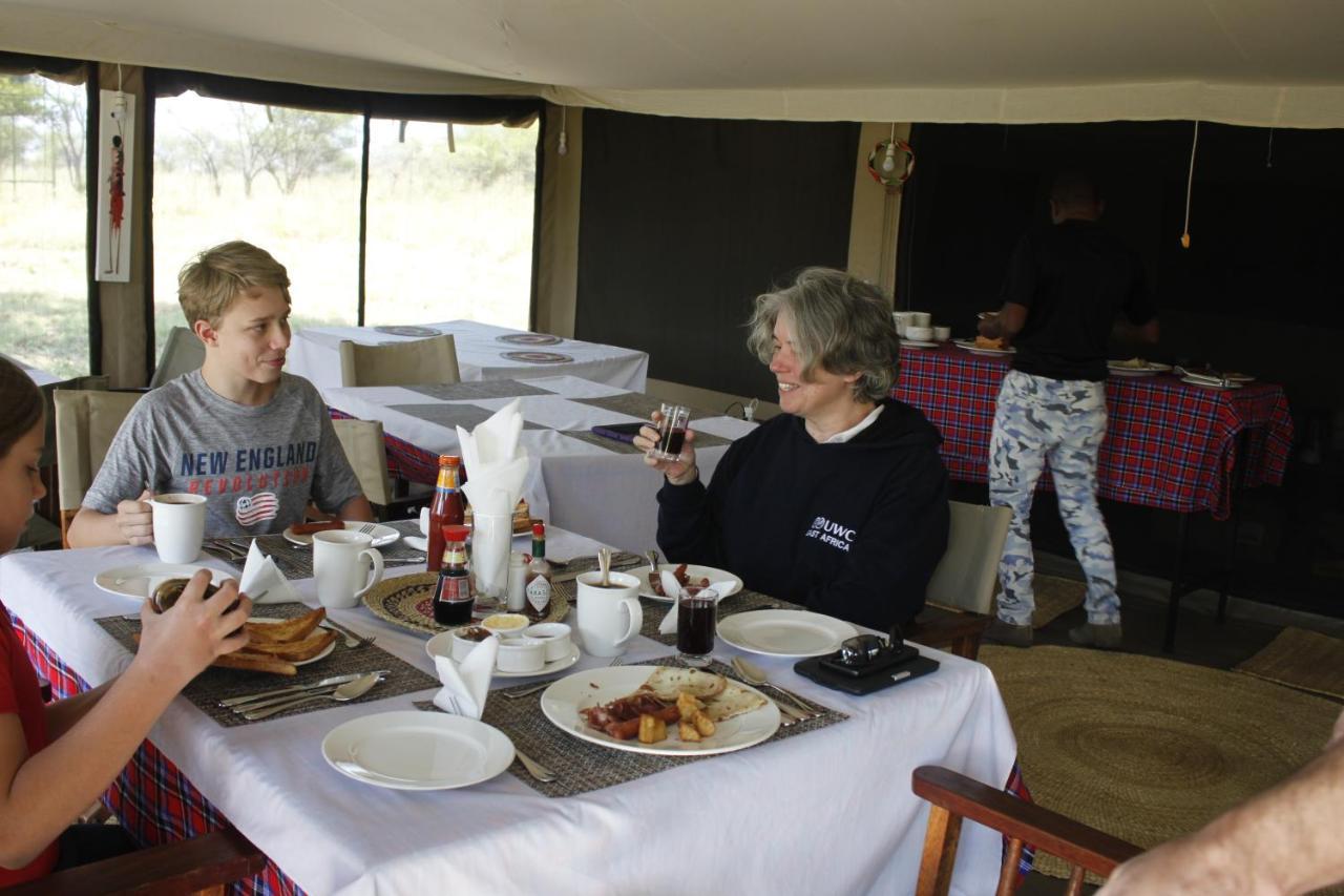 Osero Serengeti Luxury Tented Camp Banagi Bagian luar foto