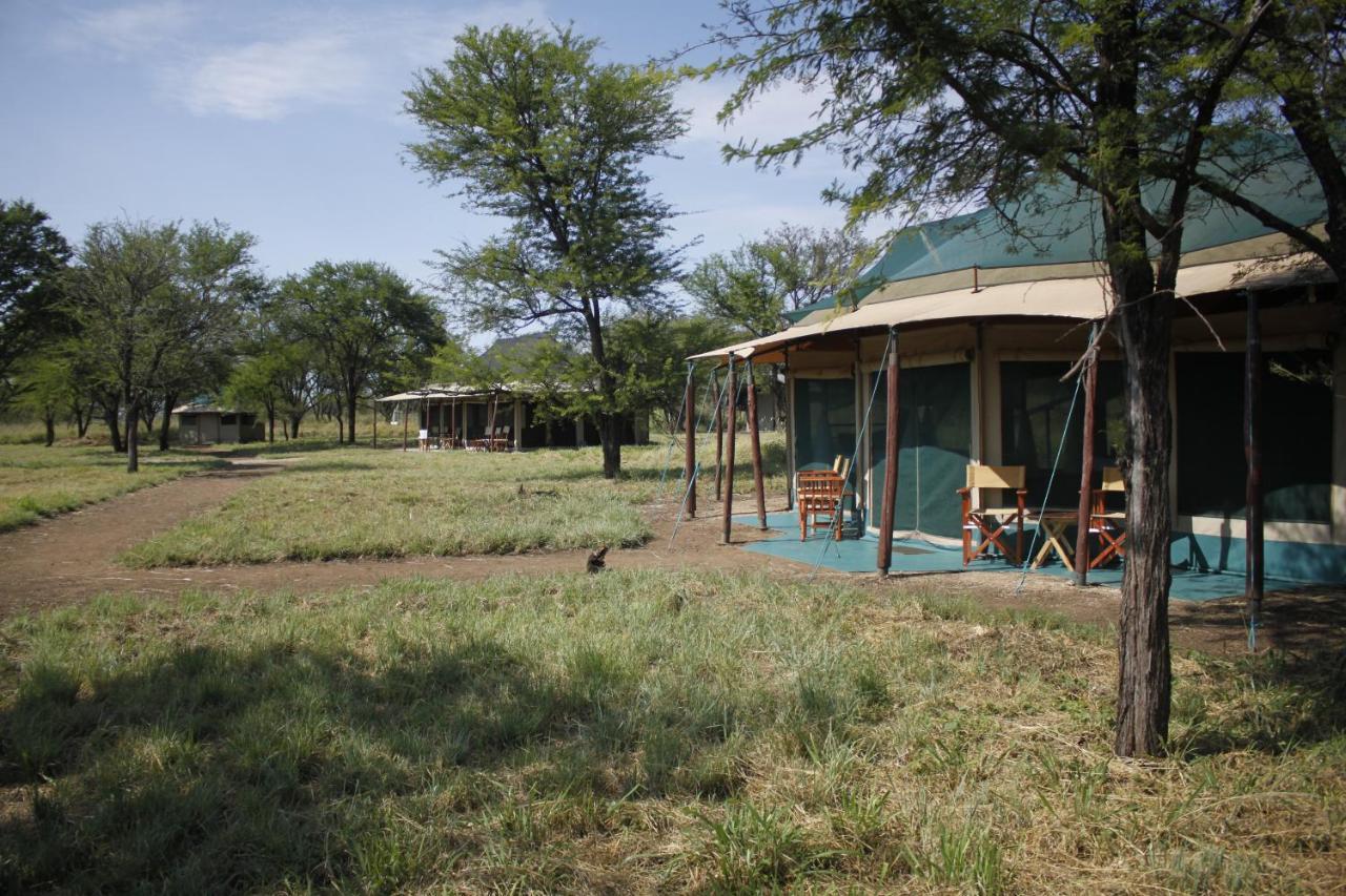 Osero Serengeti Luxury Tented Camp Banagi Bagian luar foto